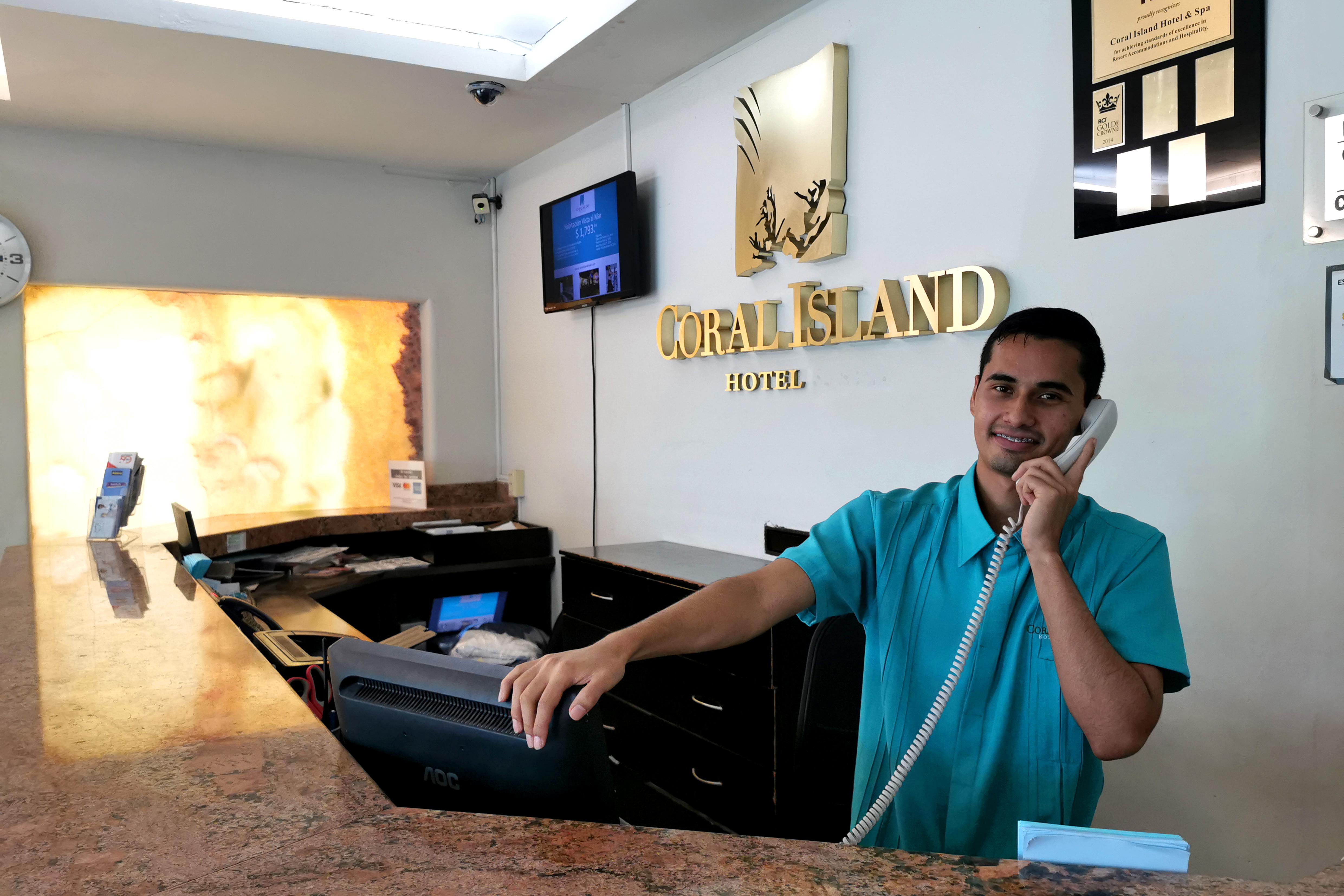 Coral Island Beach View Hotel マサトラン エクステリア 写真