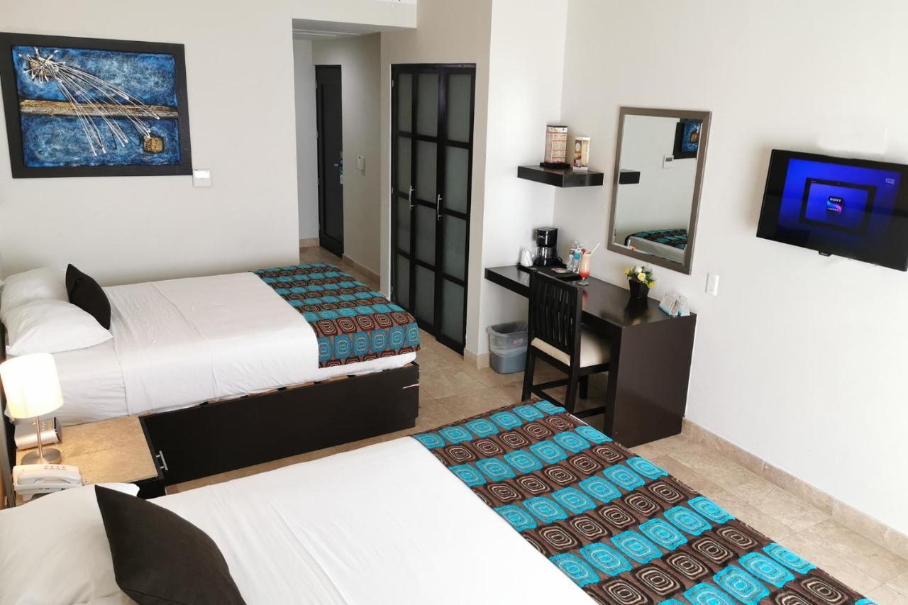 Coral Island Beach View Hotel マサトラン エクステリア 写真