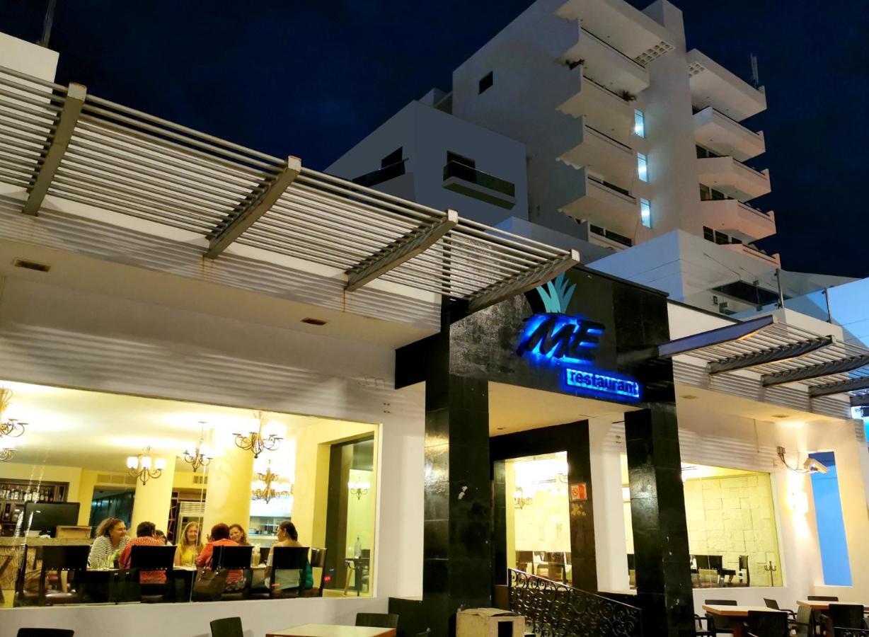 Coral Island Beach View Hotel マサトラン エクステリア 写真