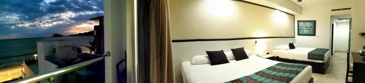 Coral Island Beach View Hotel マサトラン エクステリア 写真