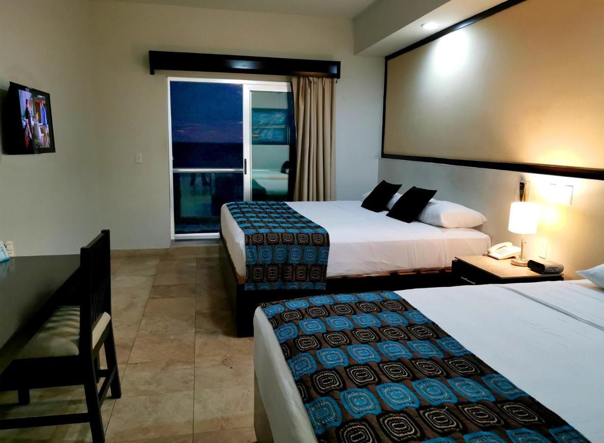 Coral Island Beach View Hotel マサトラン エクステリア 写真